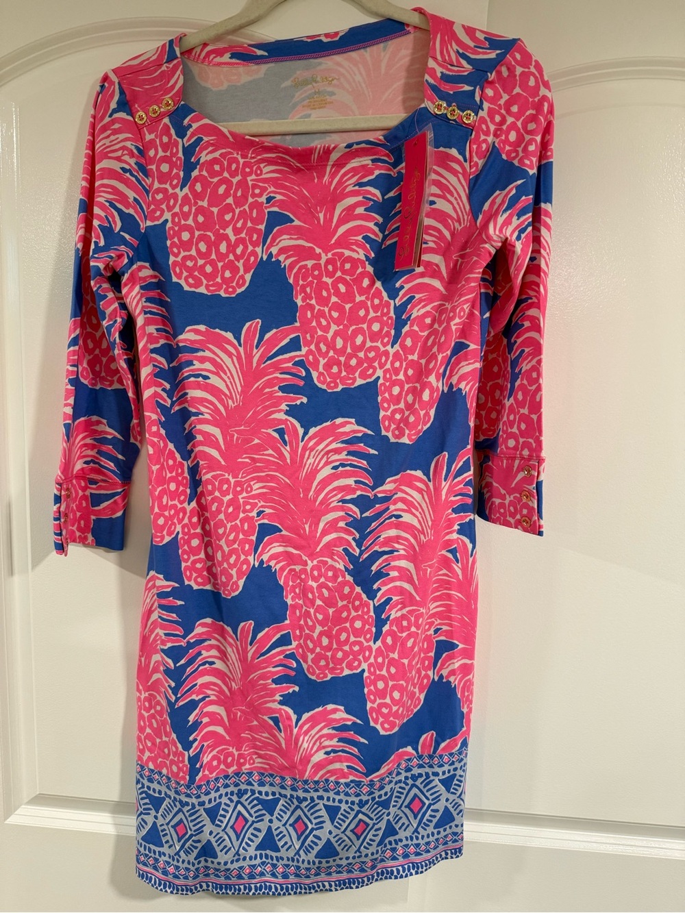 Lilly Pulitzer Pink & Blue Pineapple Print Women’s Shift Dress